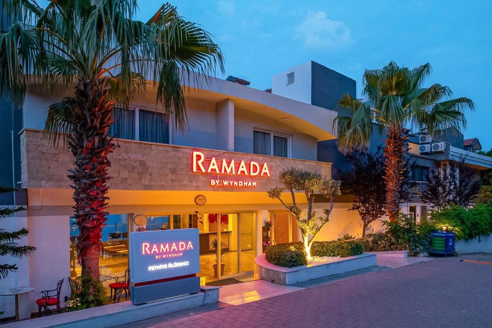 Ramada By Wyndham Fethiye Oludeniz Adult Only Otel Dış mekan fotoğraf