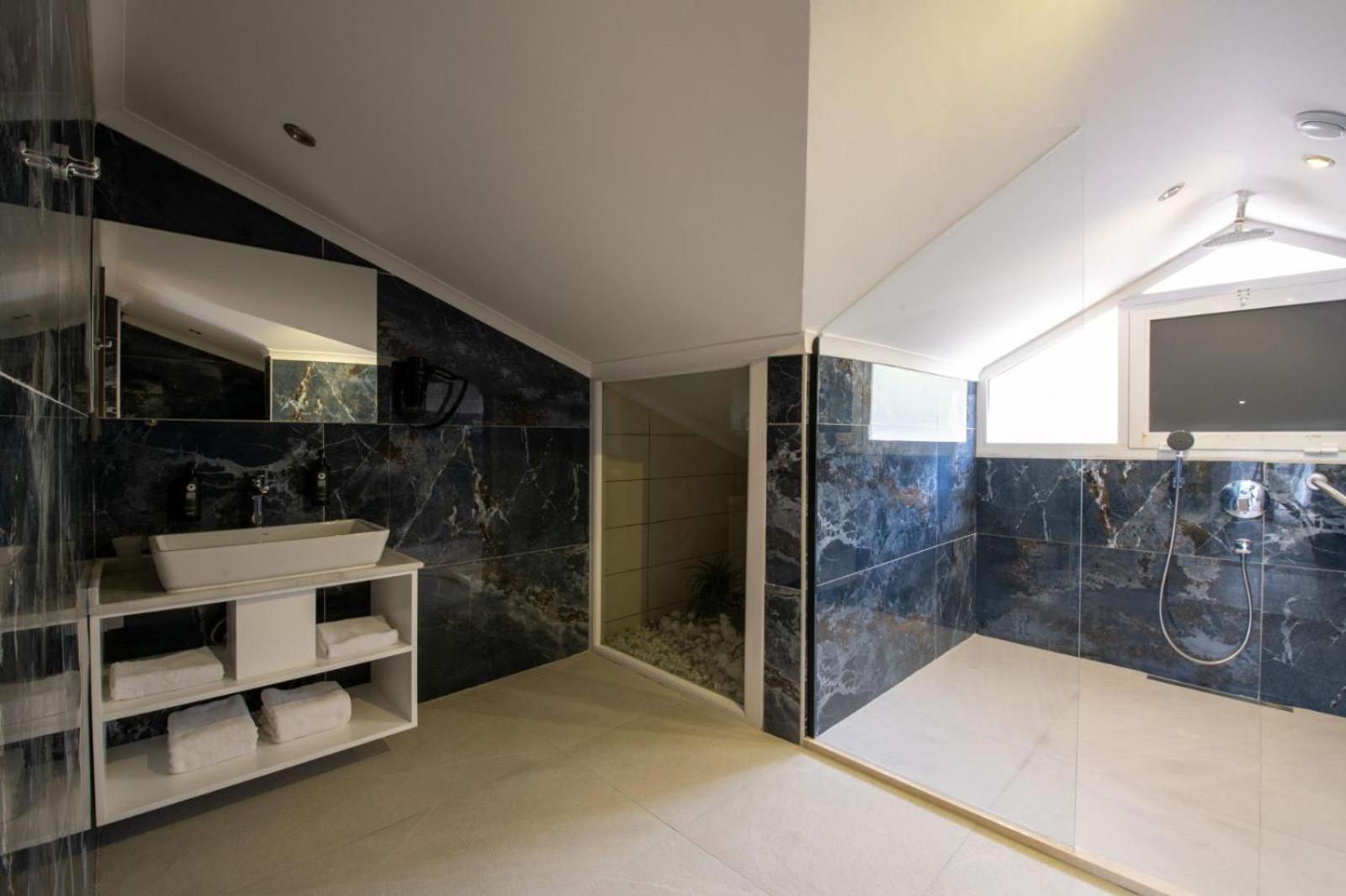 Ramada By Wyndham Fethiye Oludeniz Adult Only Otel Dış mekan fotoğraf