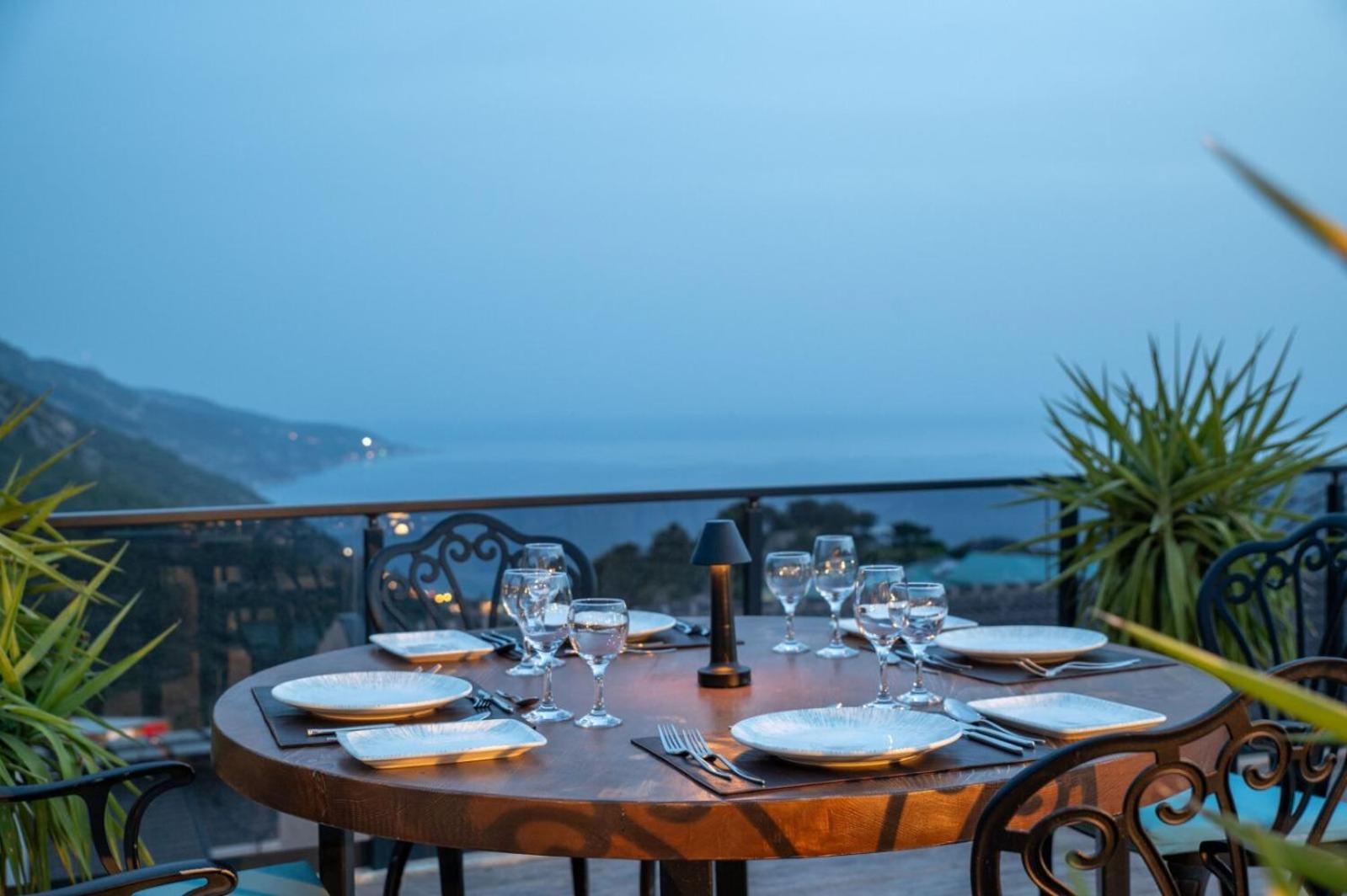 Ramada By Wyndham Fethiye Oludeniz Adult Only Otel Dış mekan fotoğraf