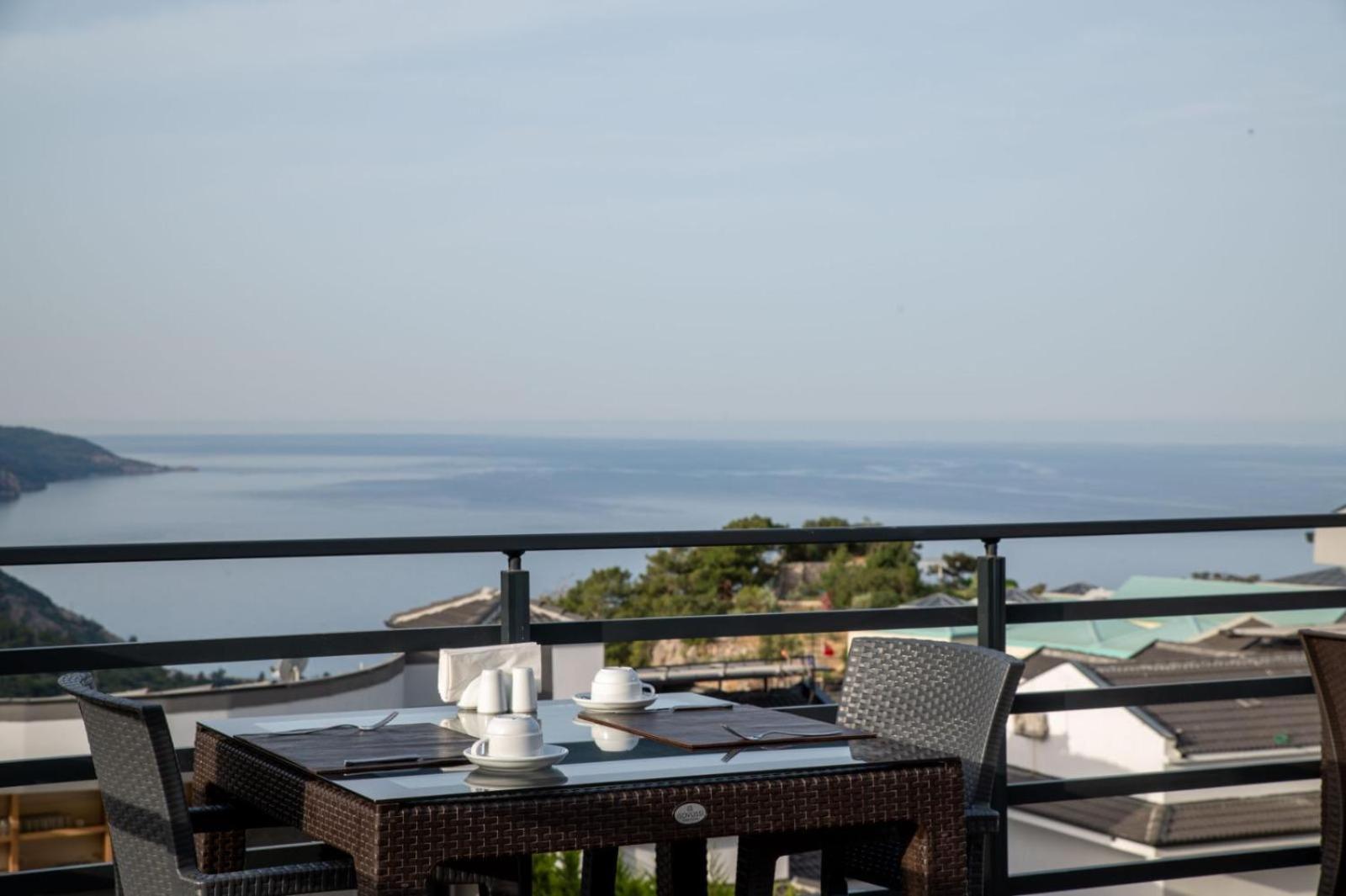 Ramada By Wyndham Fethiye Oludeniz Adult Only Otel Dış mekan fotoğraf
