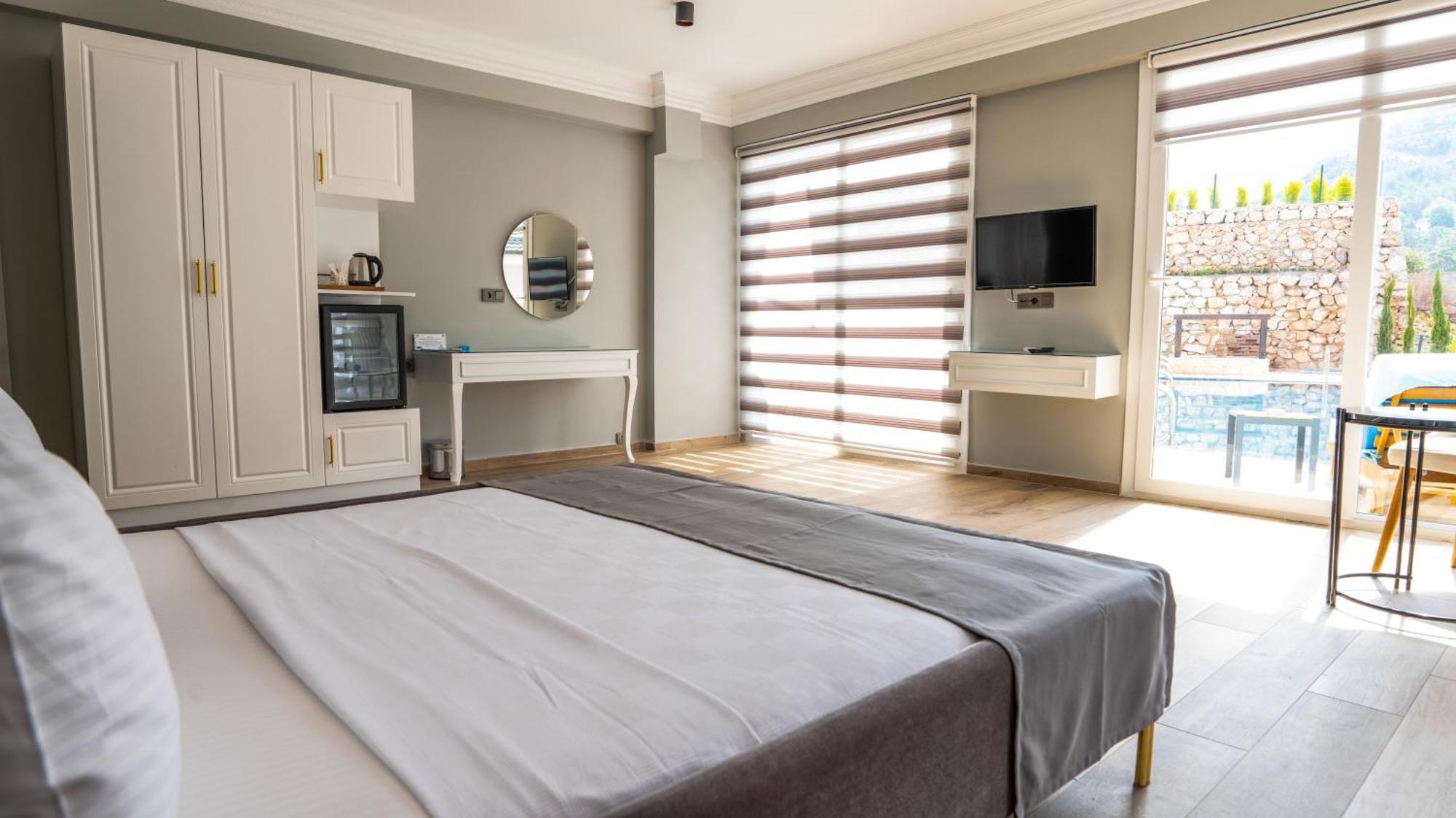 Ramada By Wyndham Fethiye Oludeniz Adult Only Otel Dış mekan fotoğraf