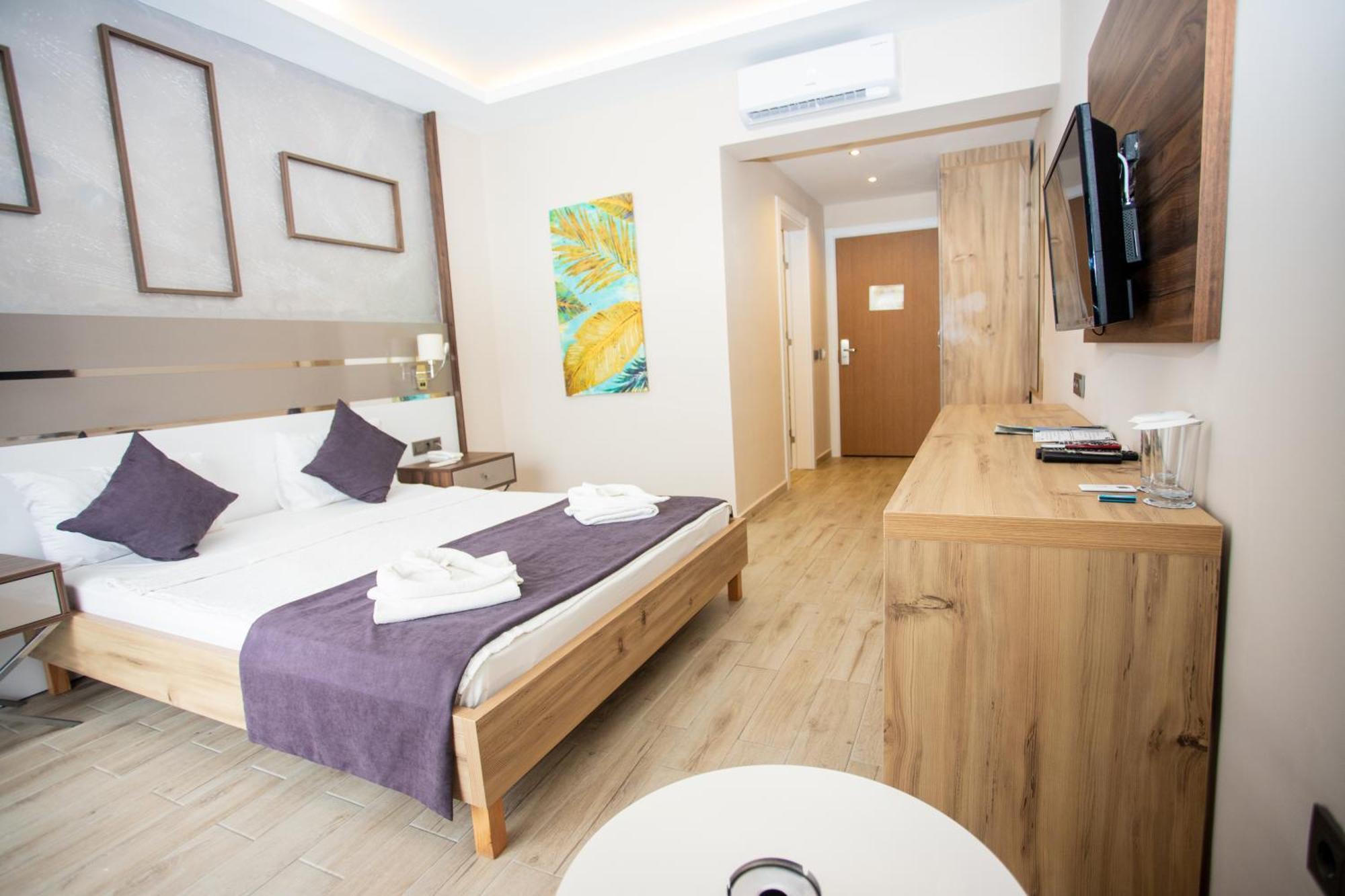 Ramada By Wyndham Fethiye Oludeniz Adult Only Otel Dış mekan fotoğraf