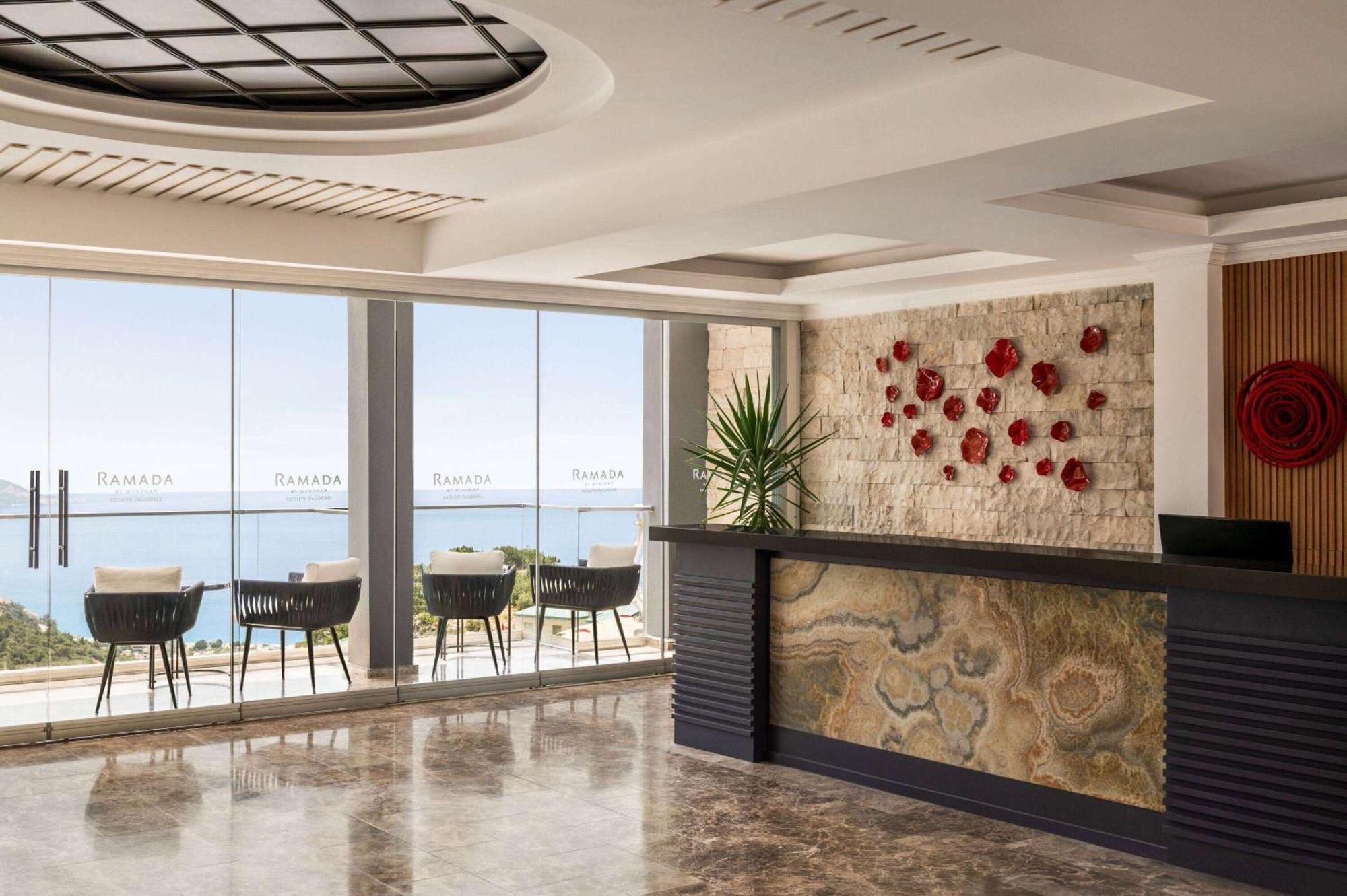 Ramada By Wyndham Fethiye Oludeniz Adult Only Otel Dış mekan fotoğraf