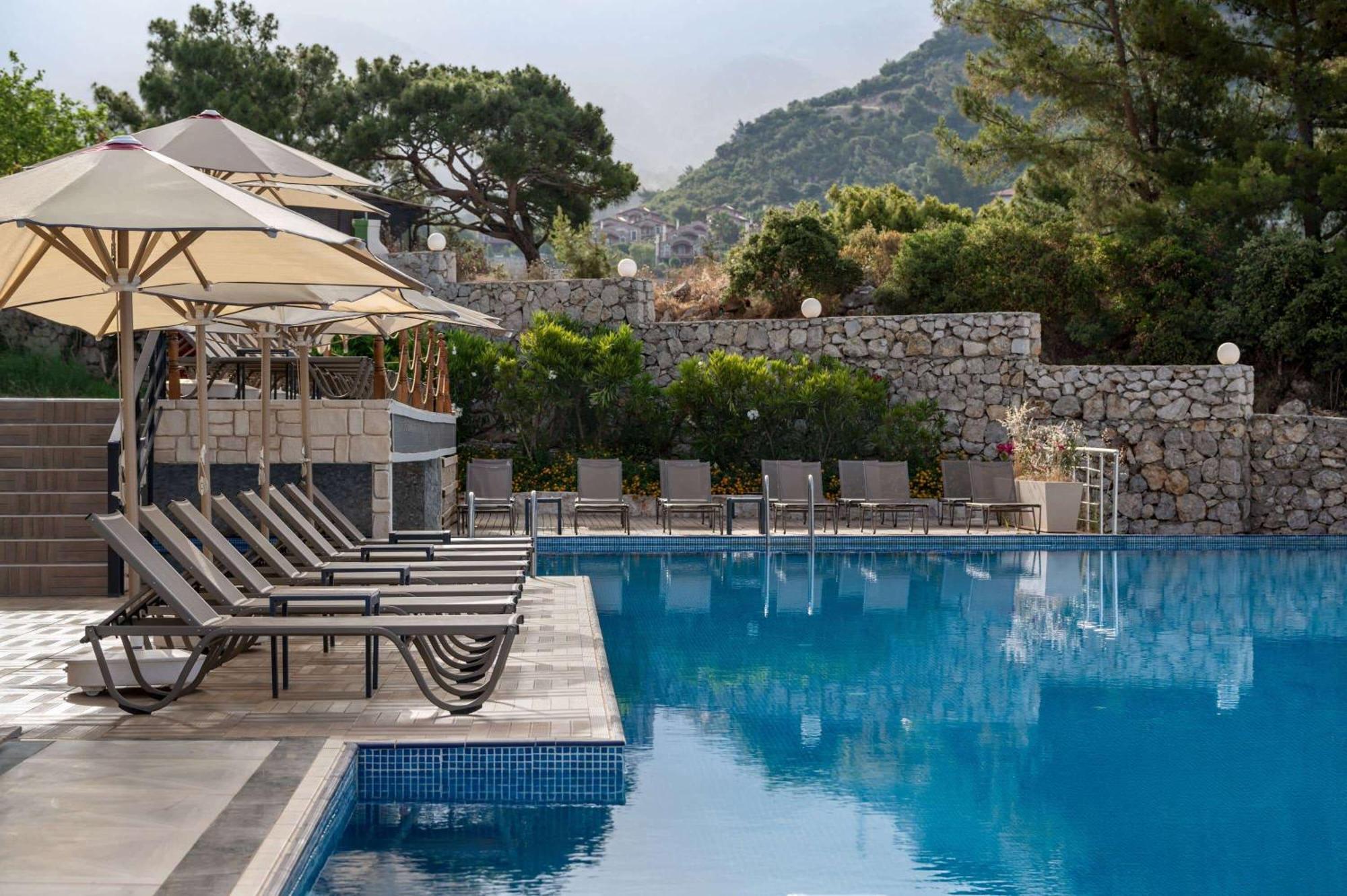 Ramada By Wyndham Fethiye Oludeniz Adult Only Otel Dış mekan fotoğraf
