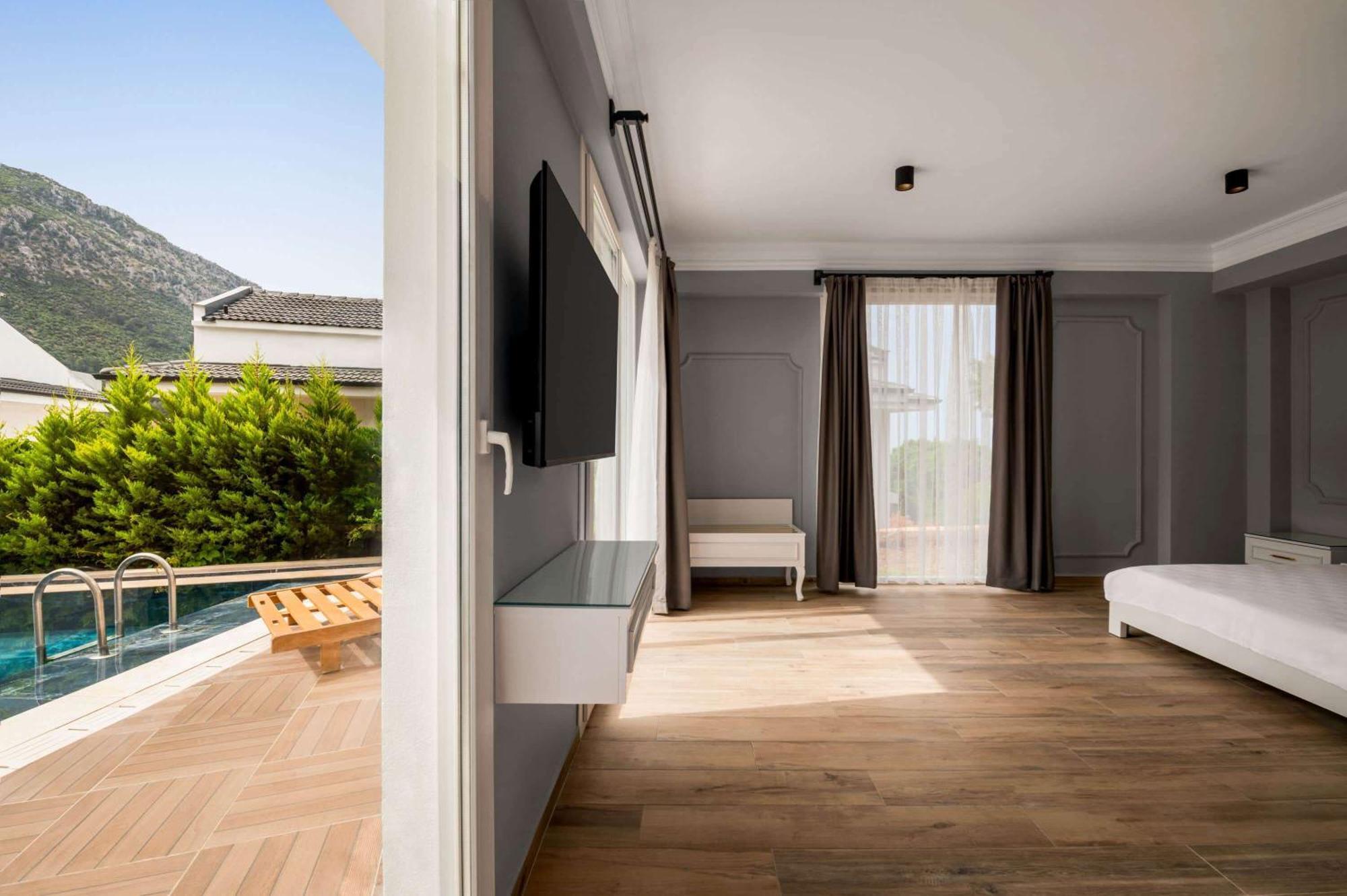 Ramada By Wyndham Fethiye Oludeniz Adult Only Otel Dış mekan fotoğraf